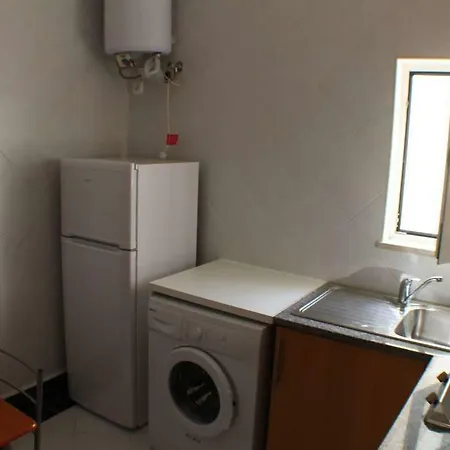 Apartment T0 - Center